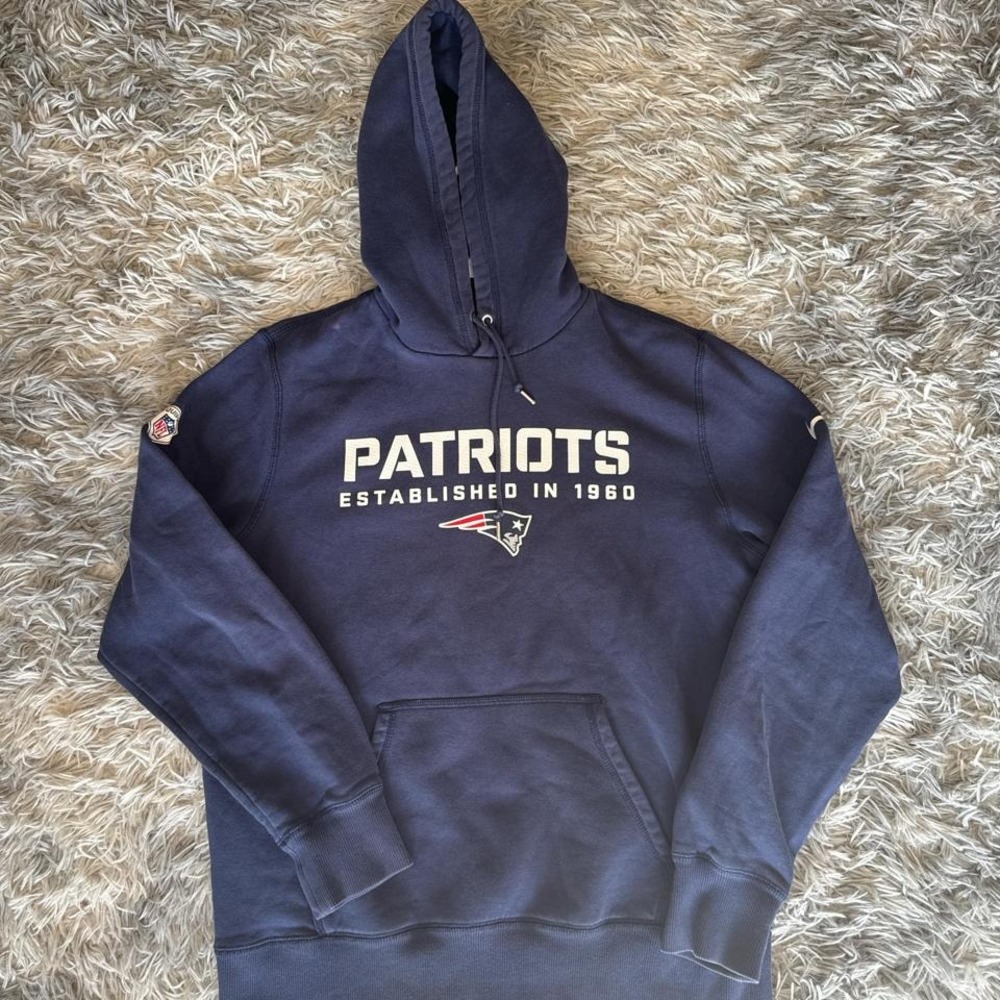 Navy New England Patriots hoodie